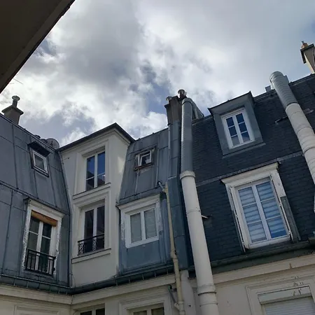 De Charme Au Pied De La Tour Eiffel Апартаменты
